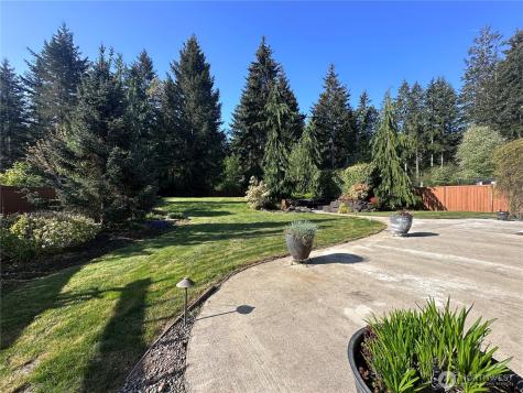 30 E Cardinal Court Allyn WA 98524