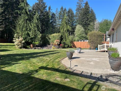 30 E Cardinal Court Allyn WA 98524