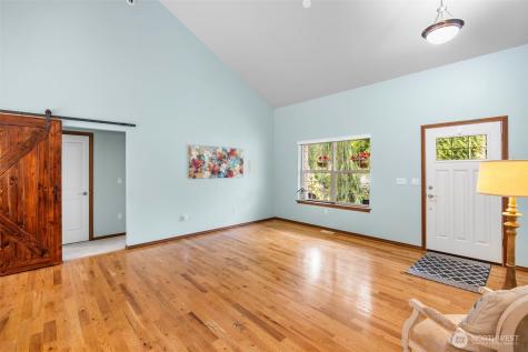 30 E Cardinal Court Allyn WA 98524
