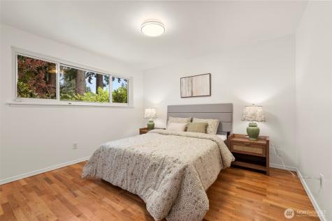 20310 5th Avenue NW Shoreline WA 98177