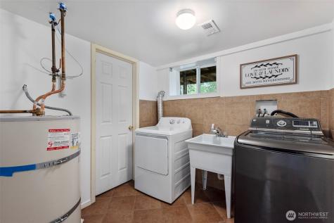 20310 5th Avenue NW Shoreline WA 98177