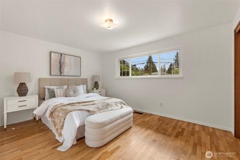 20310 5th Avenue NW Shoreline WA 98177