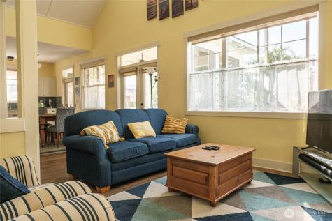 101 Flip Flop Lane Oroville WA 98844