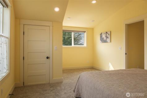 101 Flip Flop Lane Oroville WA 98844