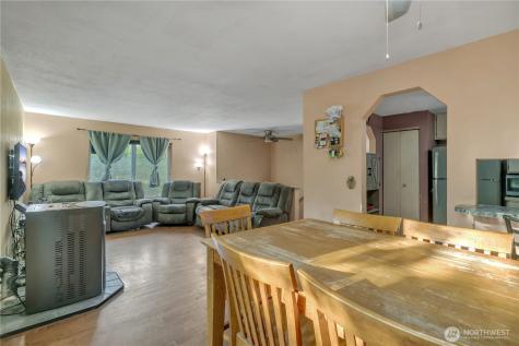 18610 5th Avenue NE Suquamish WA 98392
