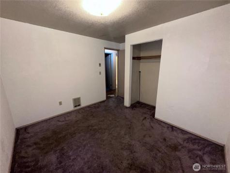18610 5th Avenue NE Suquamish WA 98392