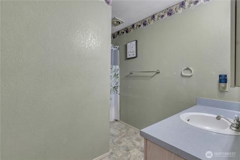 18610 5th Avenue NE Suquamish WA 98392