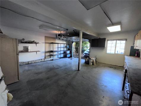 18610 5th Avenue NE Suquamish WA 98392