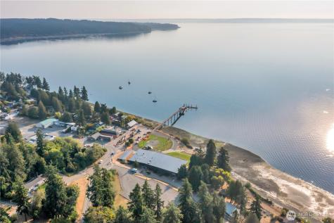18610 5th Avenue NE Suquamish WA 98392