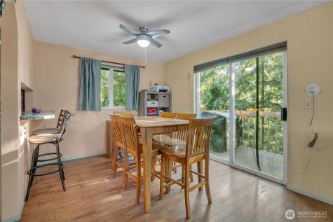 18610 5th Avenue NE Suquamish WA 98392