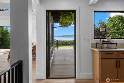 29811 Marine View Drive SW Federal Way WA 98023