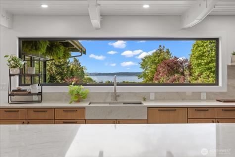 29811 Marine View Drive SW Federal Way WA 98023
