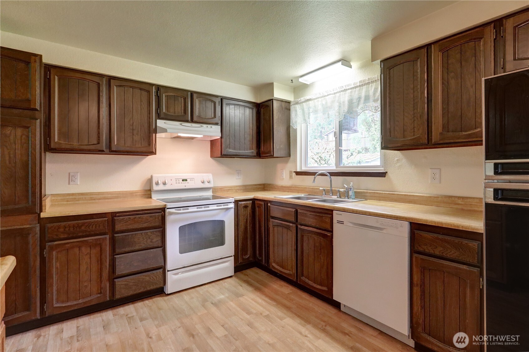 1467 N Villard Street Tacoma WA 98406