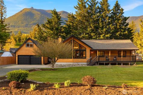 44422 SE 142nd Place North Bend WA 98045