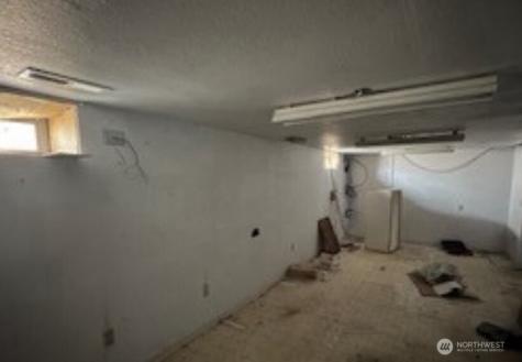 193 Golden Road Oroville WA 98844