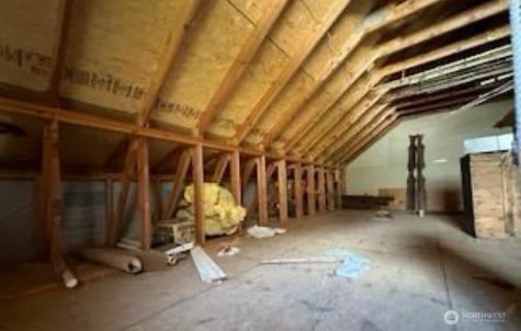 193 Golden Road Oroville WA 98844