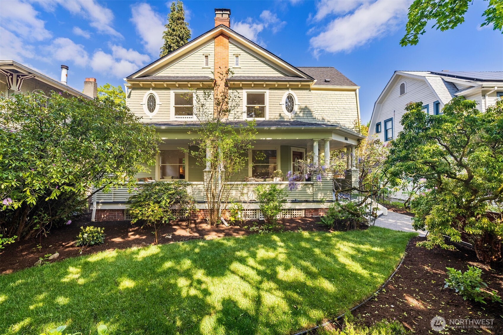 806 15th Avenue E Seattle WA 98112