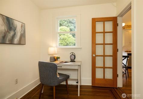 806 15th Avenue E Seattle WA 98112