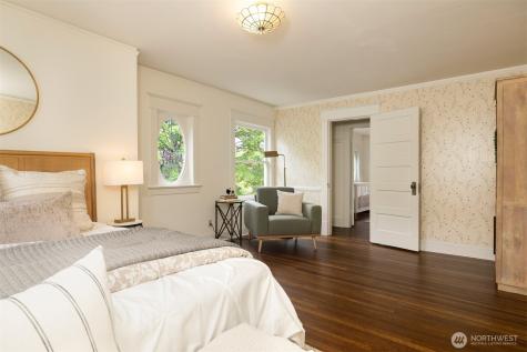 806 15th Avenue E Seattle WA 98112
