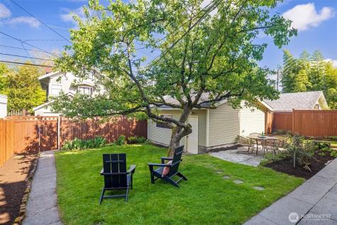 806 15th Avenue E Seattle WA 98112
