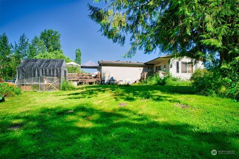 15322 66th Avenue E Puyallup WA 98375