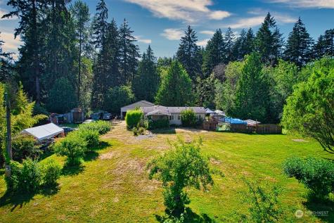 15322 66th Avenue E Puyallup WA 98375