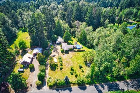 15322 66th Avenue E Puyallup WA 98375