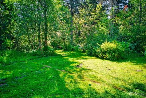 15322 66th Avenue E Puyallup WA 98375