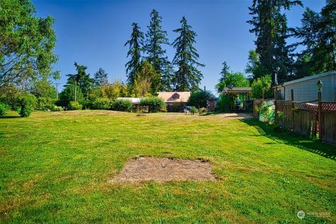 15322 66th Avenue E Puyallup WA 98375