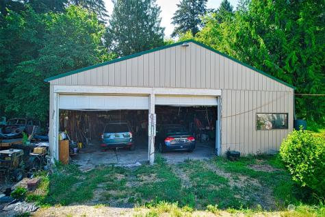 15322 66th Avenue E Puyallup WA 98375