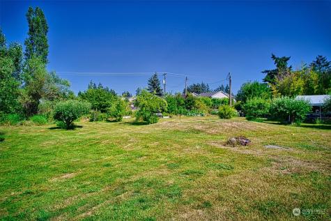 15322 66th Avenue E Puyallup WA 98375
