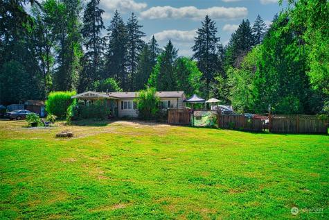 15322 66th Avenue E Puyallup WA 98375