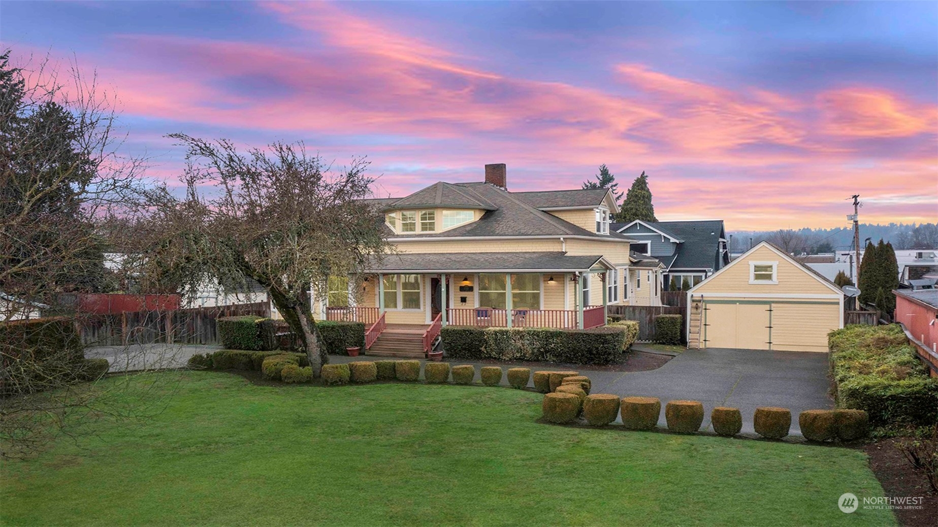 109 5th Avenue Nw Puyallup WA 98371