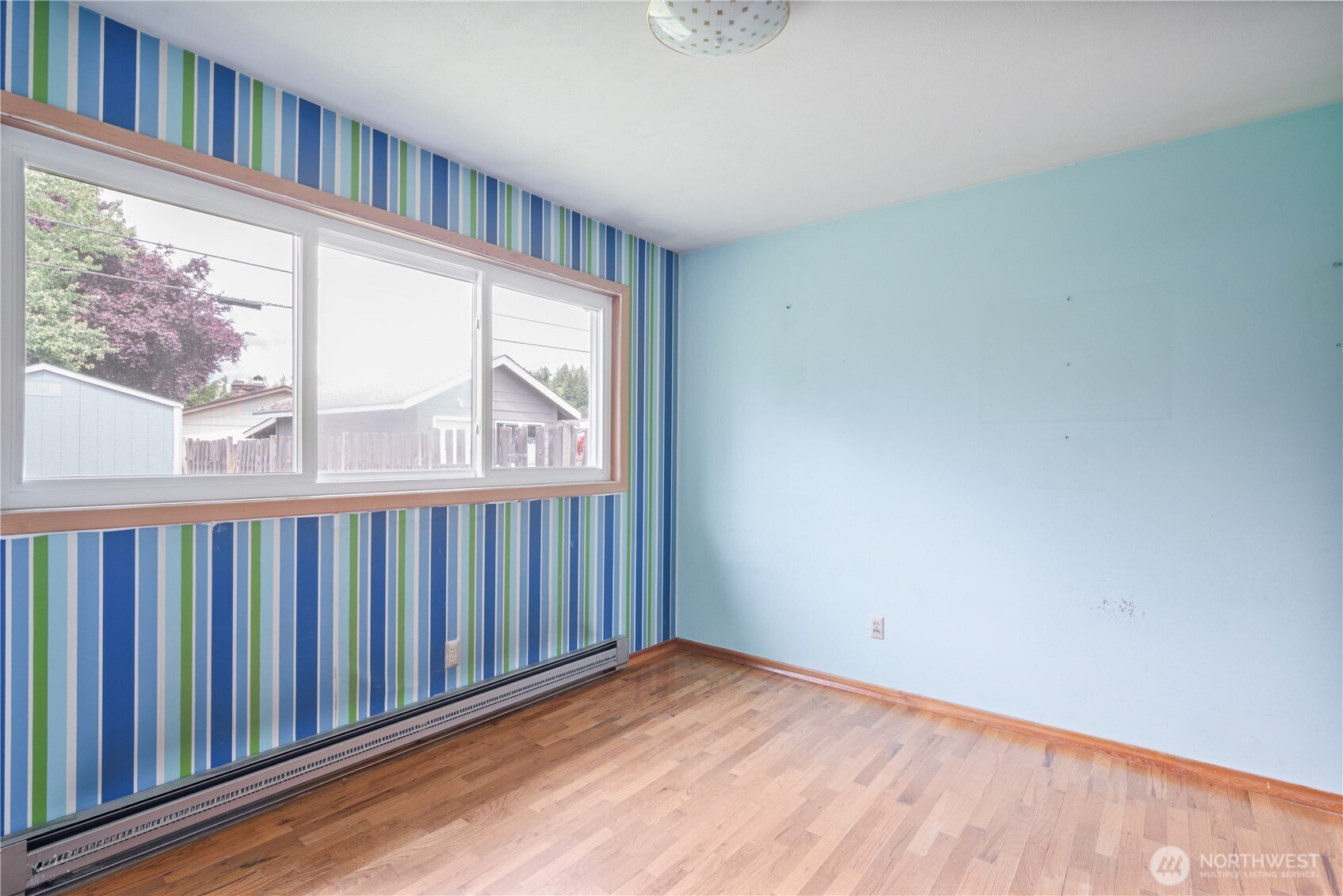 2586 Taylor Longview WA 98632