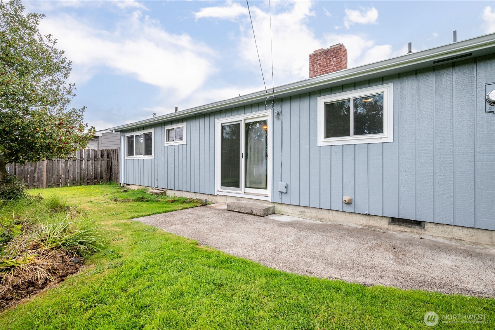 2586 Taylor Longview WA 98632