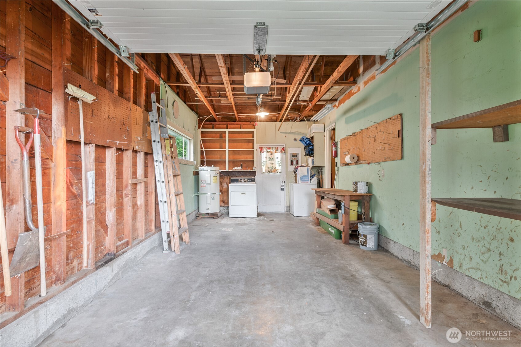 2586 Taylor Longview WA 98632