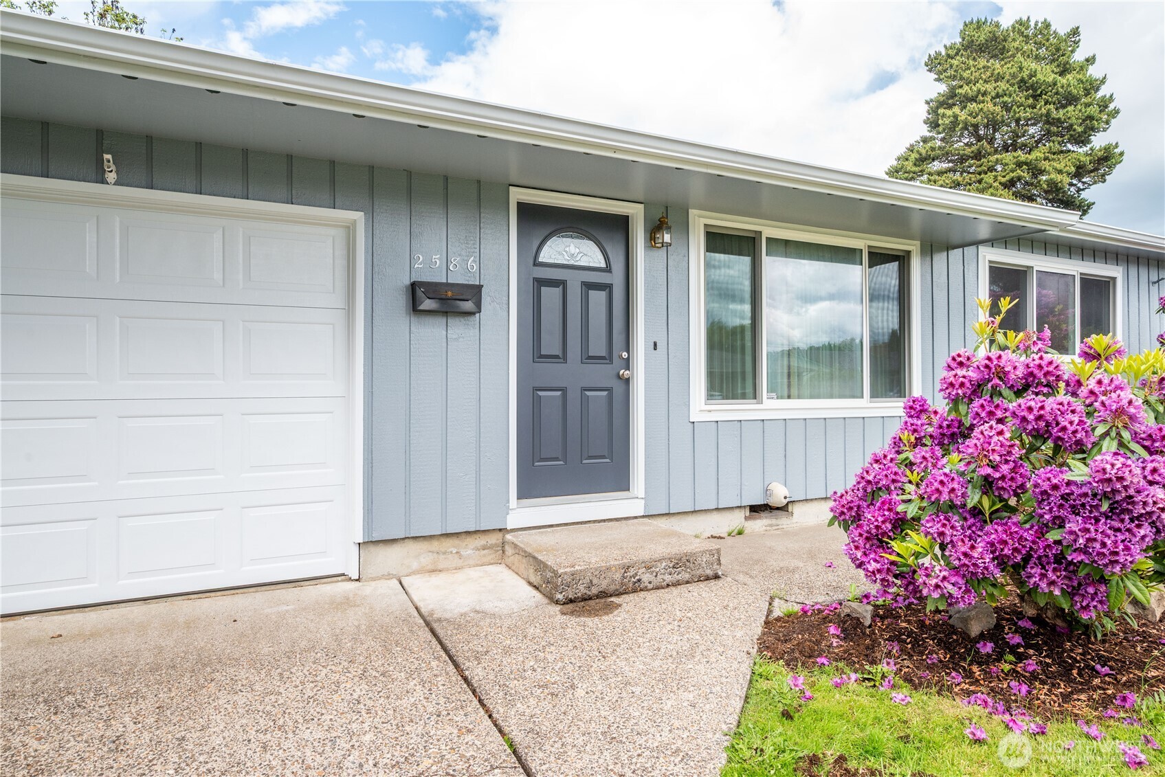 2586 Taylor Longview WA 98632
