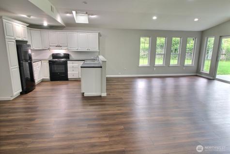 22512 SE 218th Street Maple Valley WA 98038