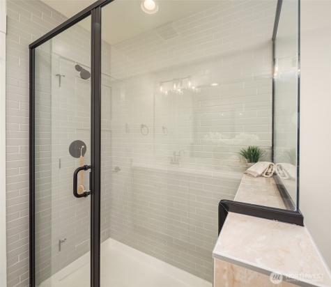 13 160th Place SE Bothell WA 98012