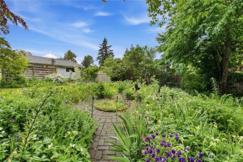35413 11th Avenue SW Federal Way WA 98023