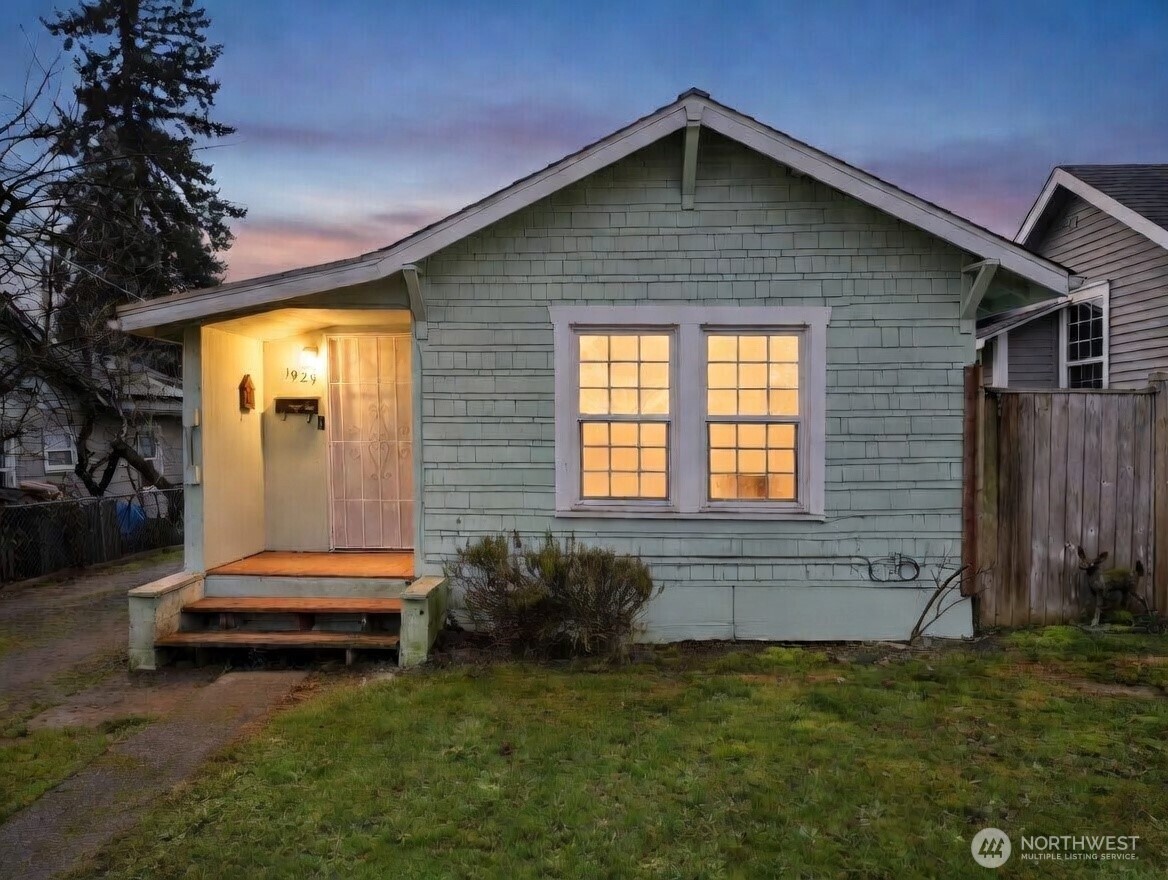 1929 11th Street Bremerton WA 98337