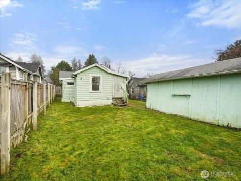1929 11th Street Bremerton WA 98337