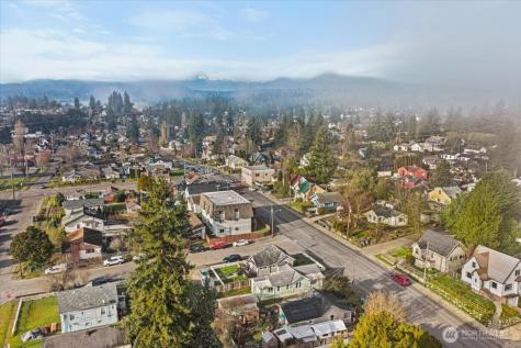 1929 11th Street Bremerton WA 98337