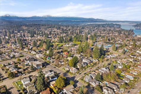 1929 11th Street Bremerton WA 98337