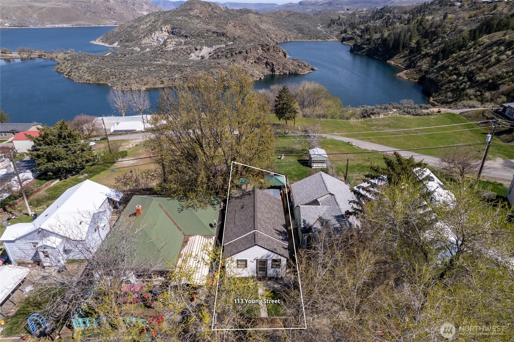 113 Young Street Grand Coulee WA 99133