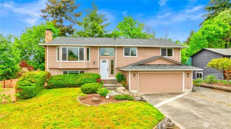 3322 43rd Place NE Tacoma WA 98422