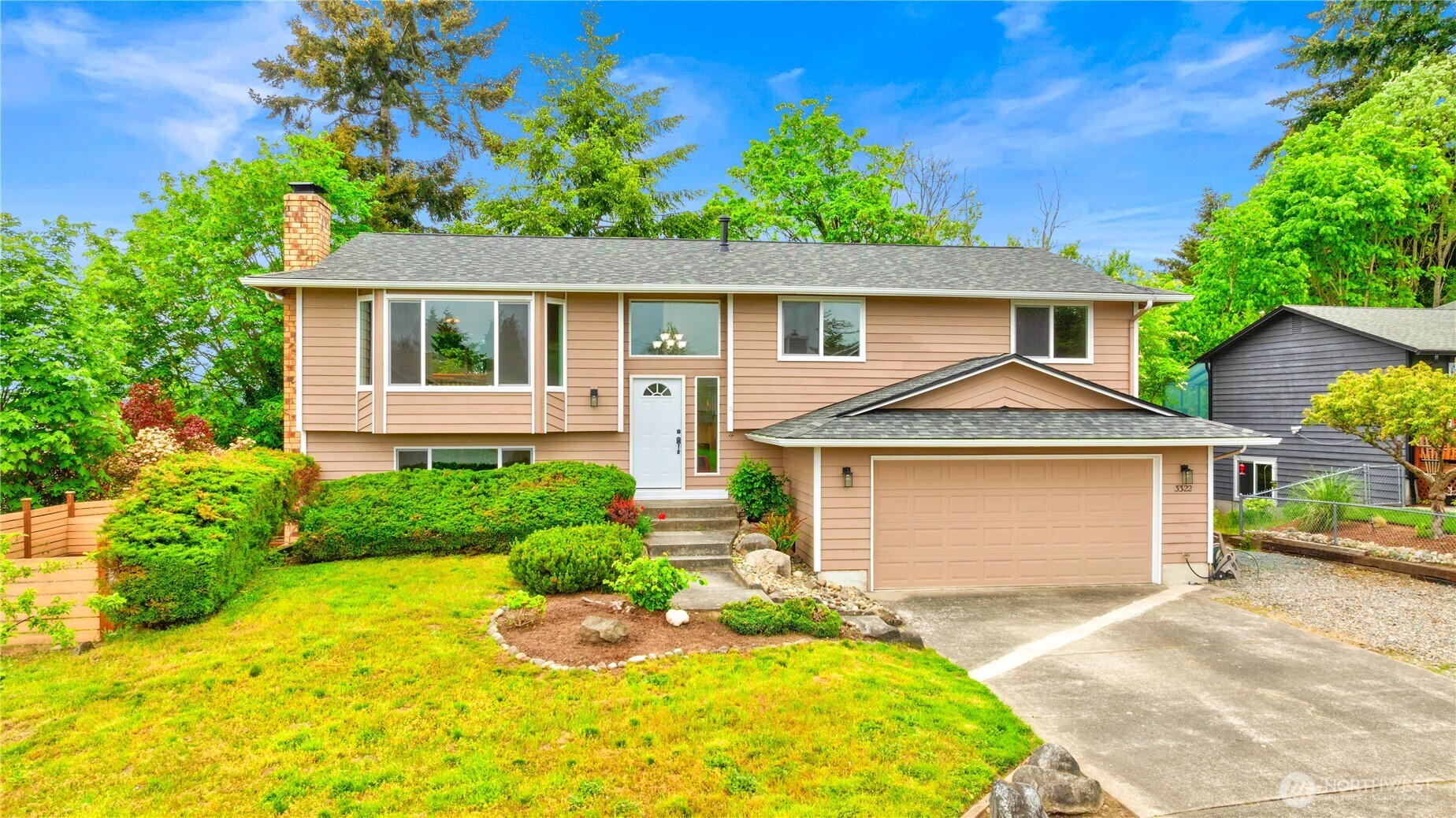3322 43rd Place NE Tacoma WA 98422