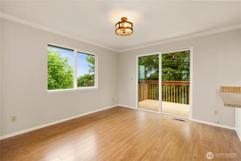3322 43rd Place NE Tacoma WA 98422