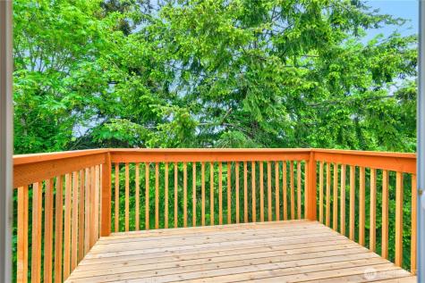 3322 43rd Place NE Tacoma WA 98422