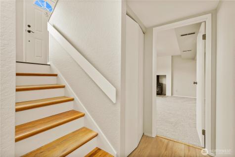 3322 43rd Place NE Tacoma WA 98422